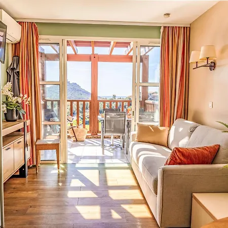 Village Cap Estérel - L'esquinade-113 By Interhome *