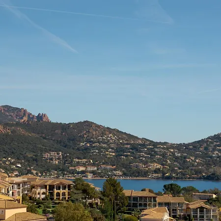 Apartamento Village Cap Estérel - L'esquinade-113 By Interhome *